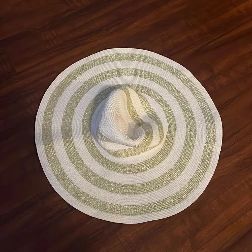 Gold & White Floppy Hat - Sun Hat - Excellent Condition Hat